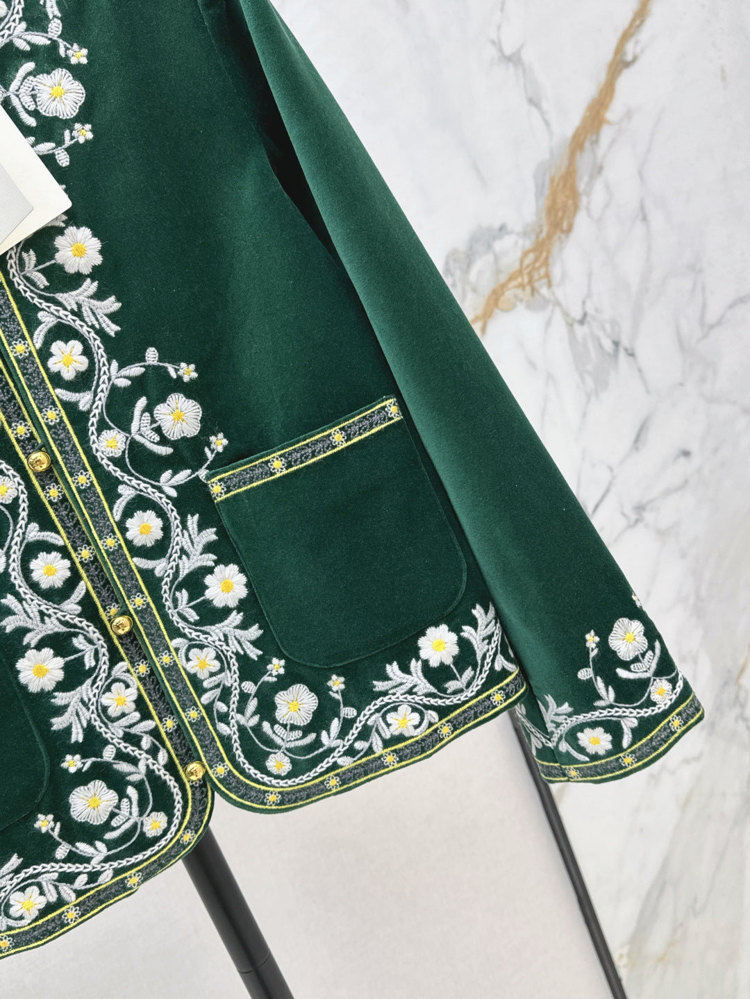 Cel* 25ss velvet embroidered chelsea jacket