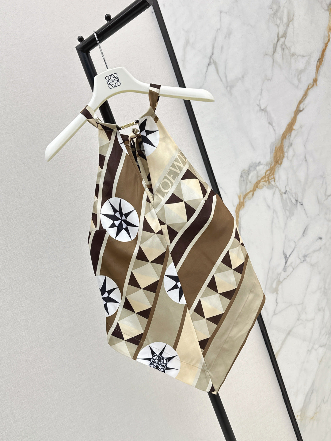 Loe* 25ss halterneck top