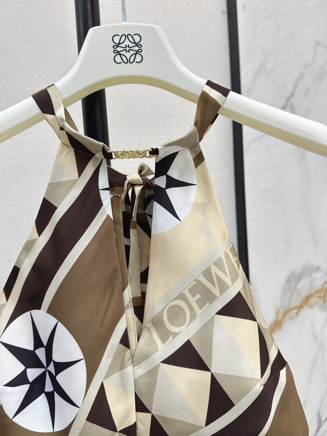 Loe* 25ss halterneck top