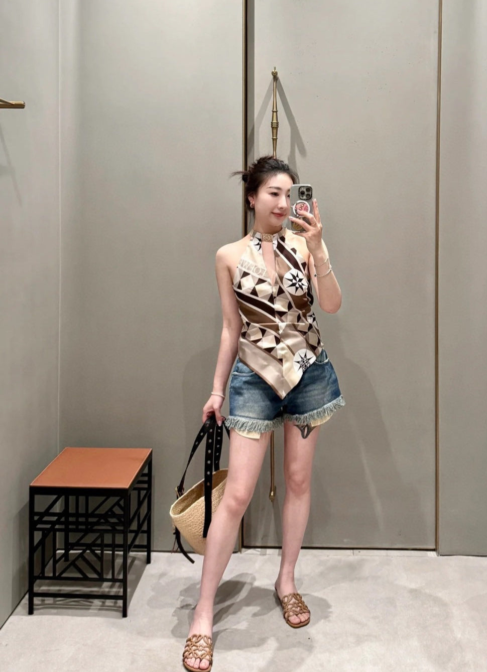 Loe* 25ss halterneck top