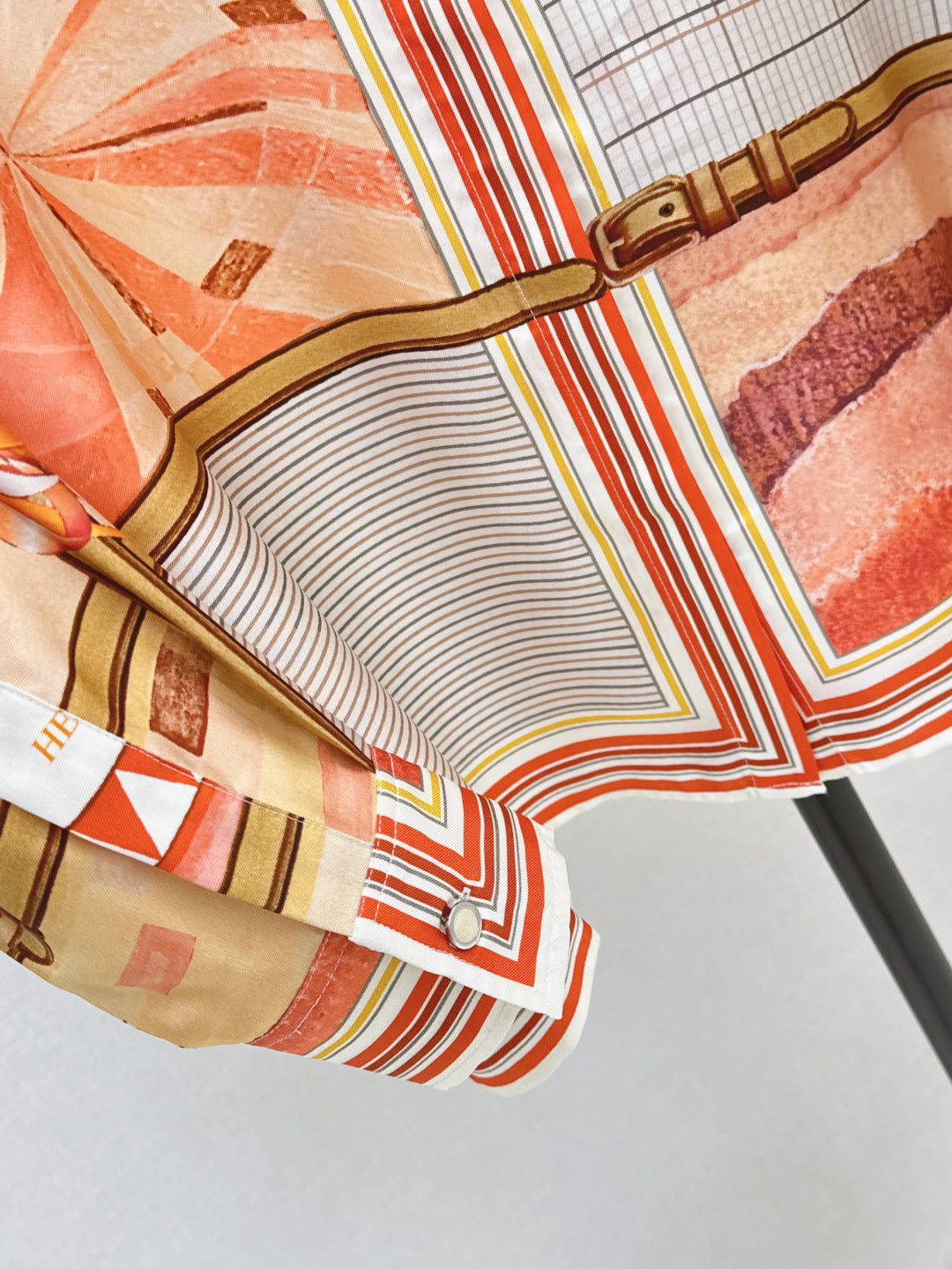 Herm* 25ss printed silk shirt