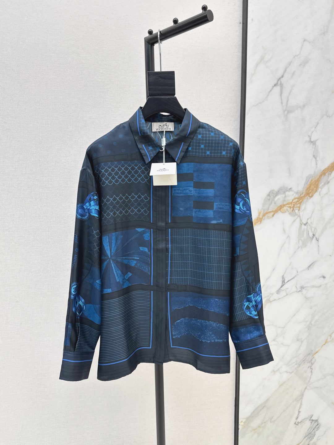 Herm* 25ss printed silk shirt