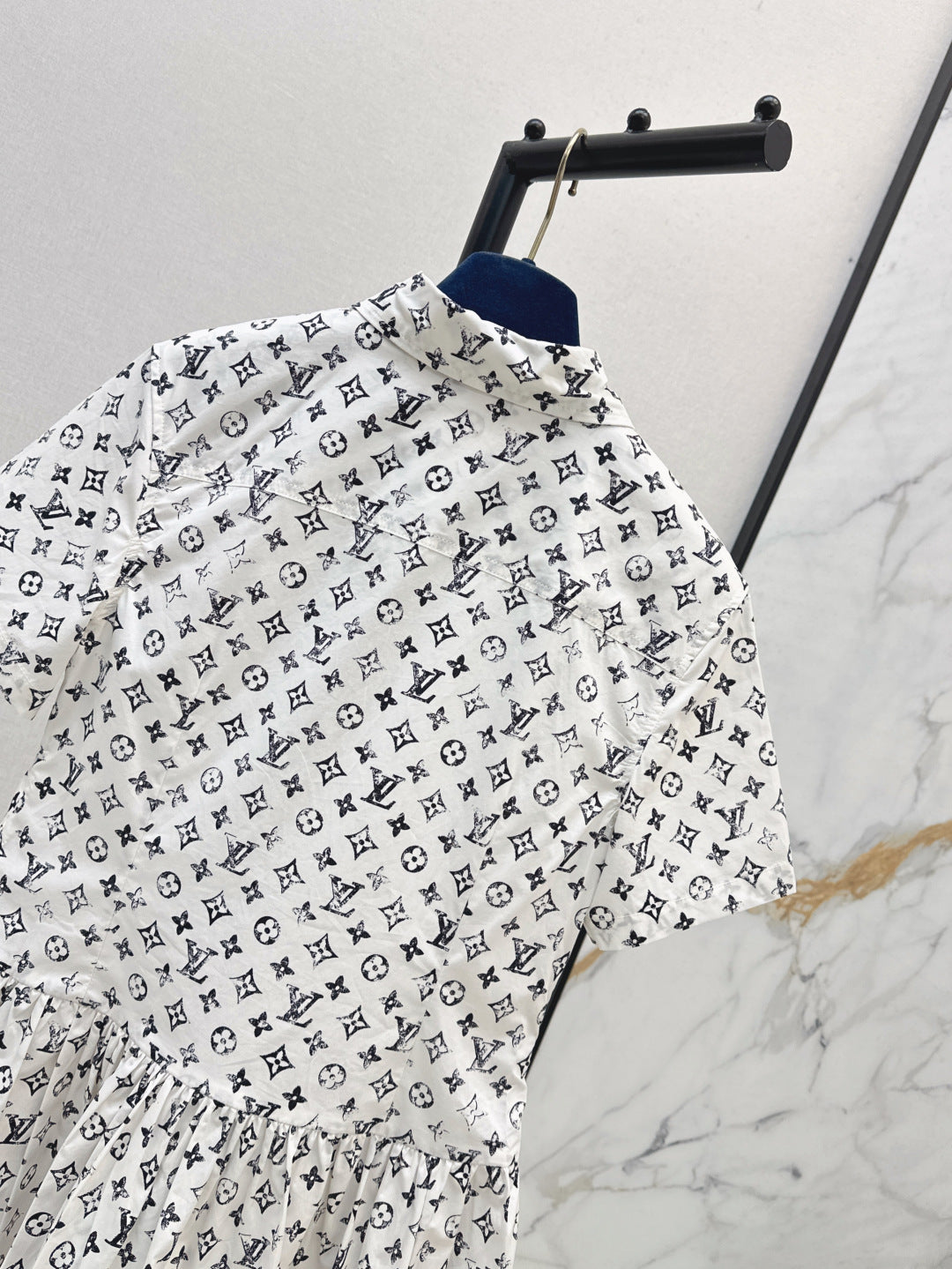 Loui* 25ss monogram cotton poplin shirtdress