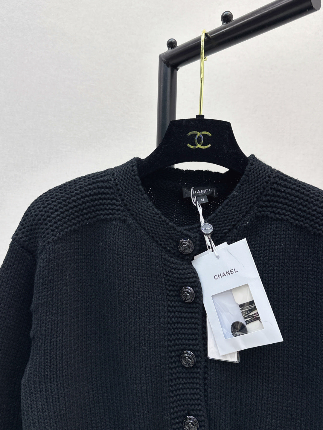 C*nel 25ss cropped knit top