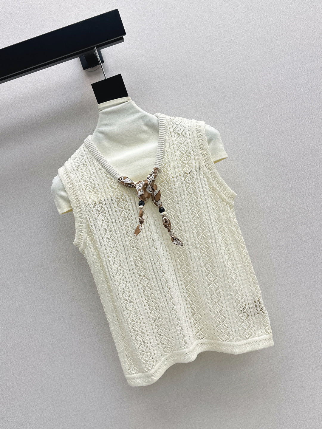 M*u 25ss knit vest with scarf