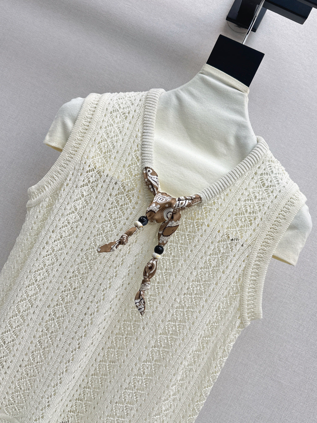 M*u 25ss knit vest with scarf