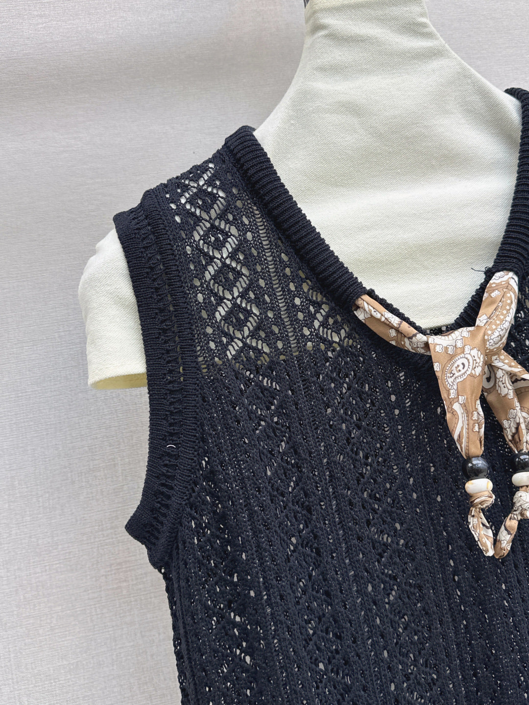 M*u 25ss knit vest with scarf