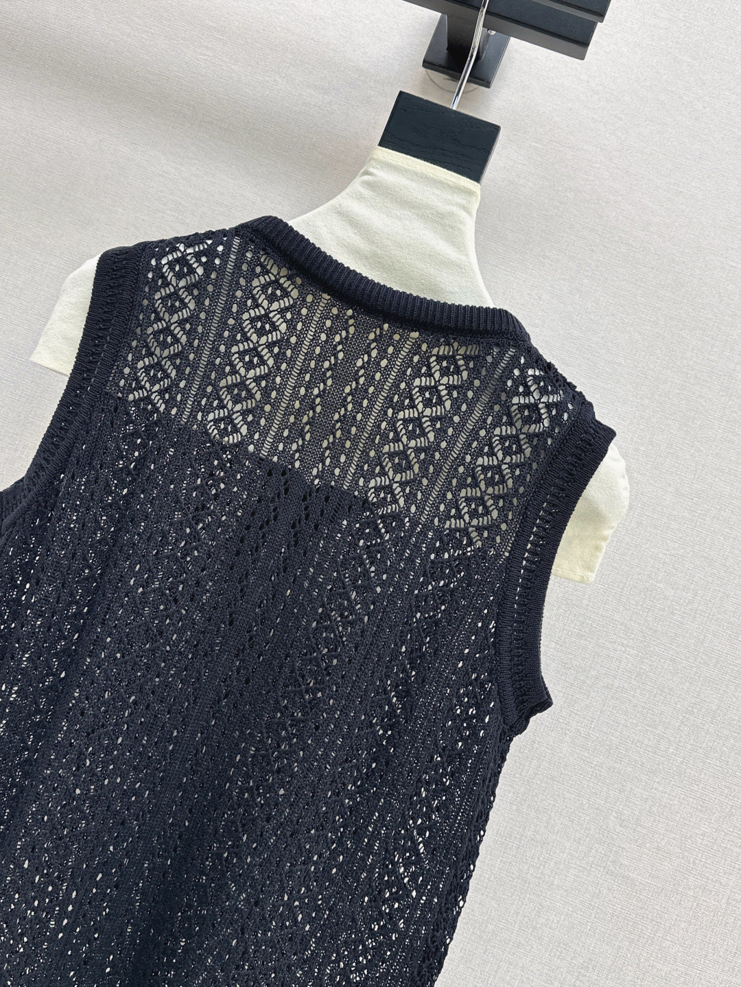 M*u 25ss knit vest with scarf