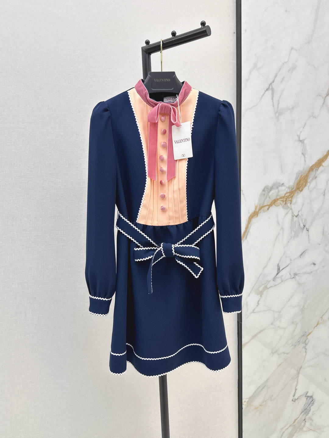 Valen* 25ss mini dress with velvet bow