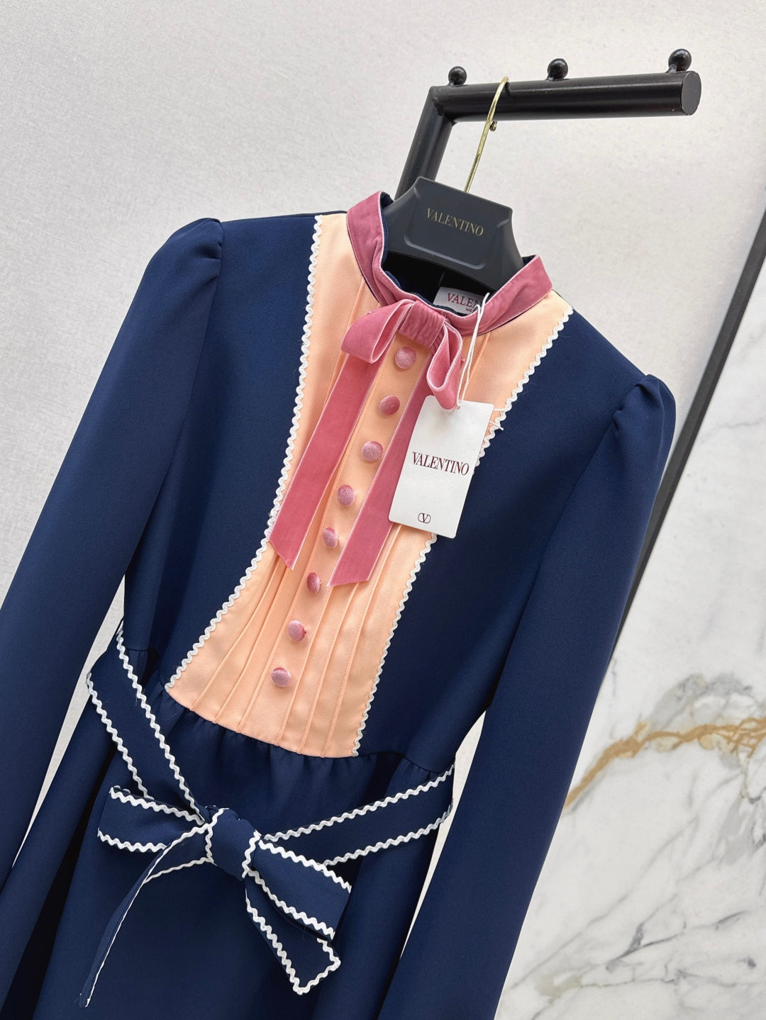 Valen* 25ss mini dress with velvet bow