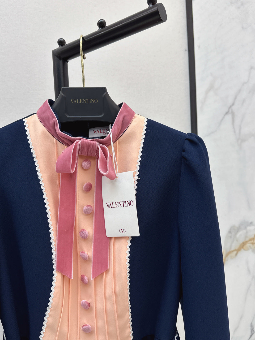 Valen* 25ss mini dress with velvet bow