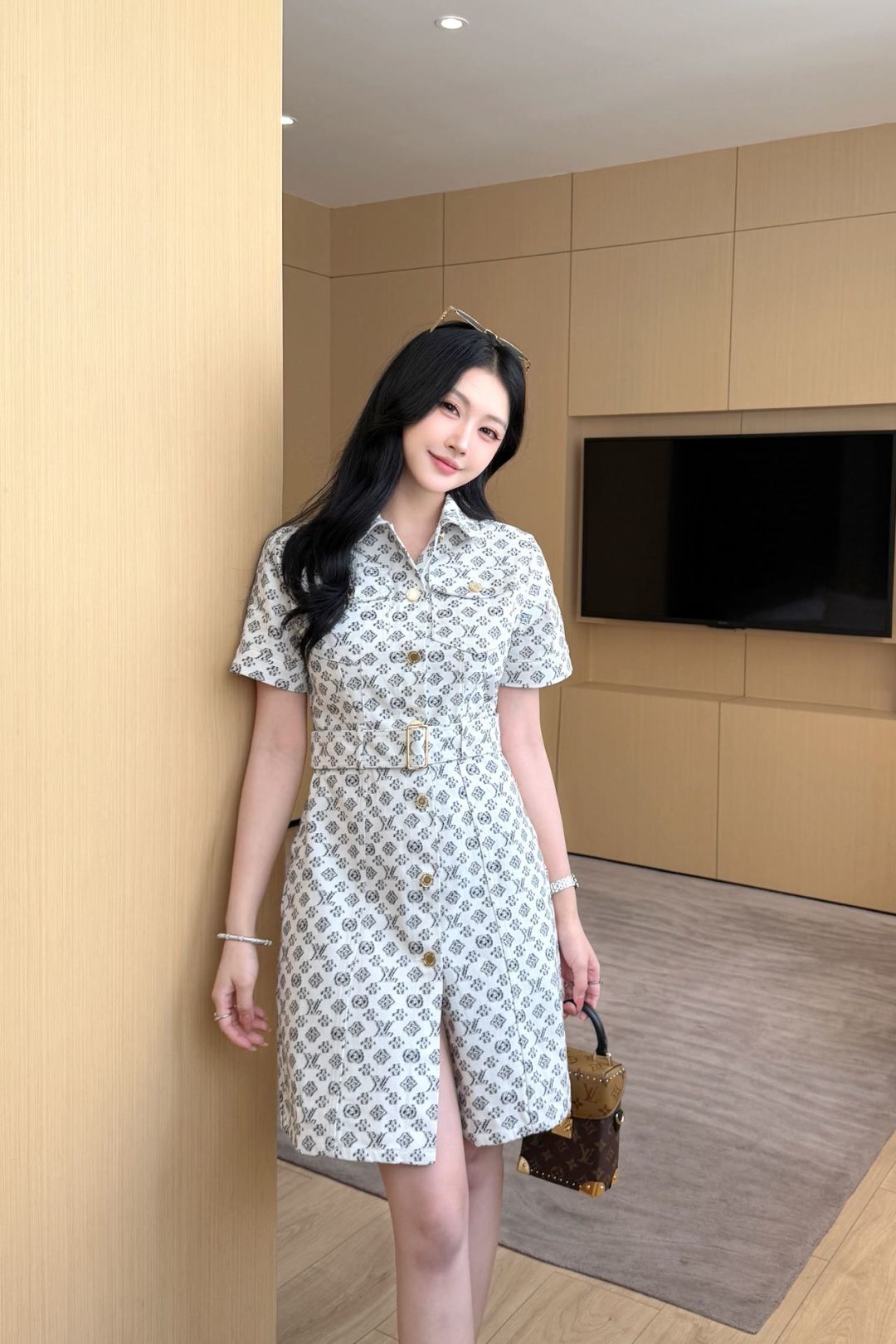 Loui* 25ss monogram jacquard denim shirtdress