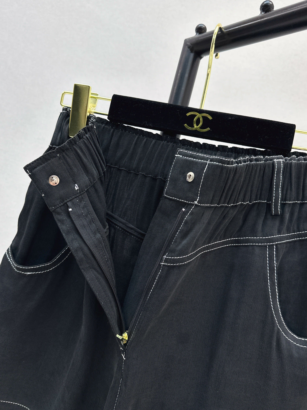 C*nel signature shorts