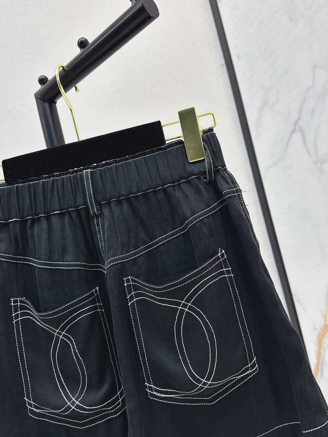 C*nel signature shorts