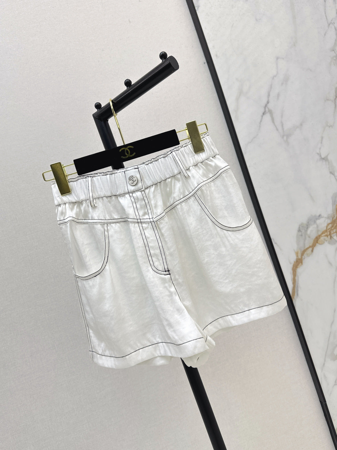 C*nel signature shorts