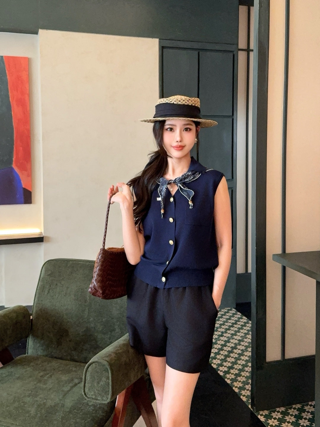 M*u 25ss knitted vest with scarf