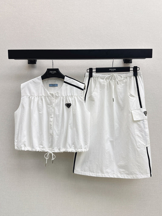 Pra* 25ss re-nylon vest and skirt set