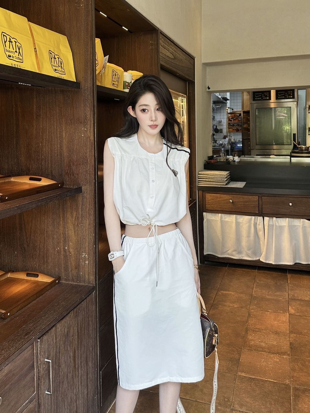 Pra* 25ss re-nylon vest and skirt set