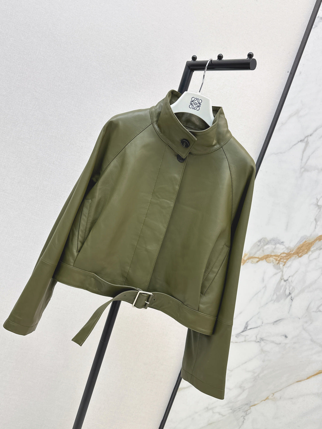 Loe* 25ss high collar trench in nappa lambskin