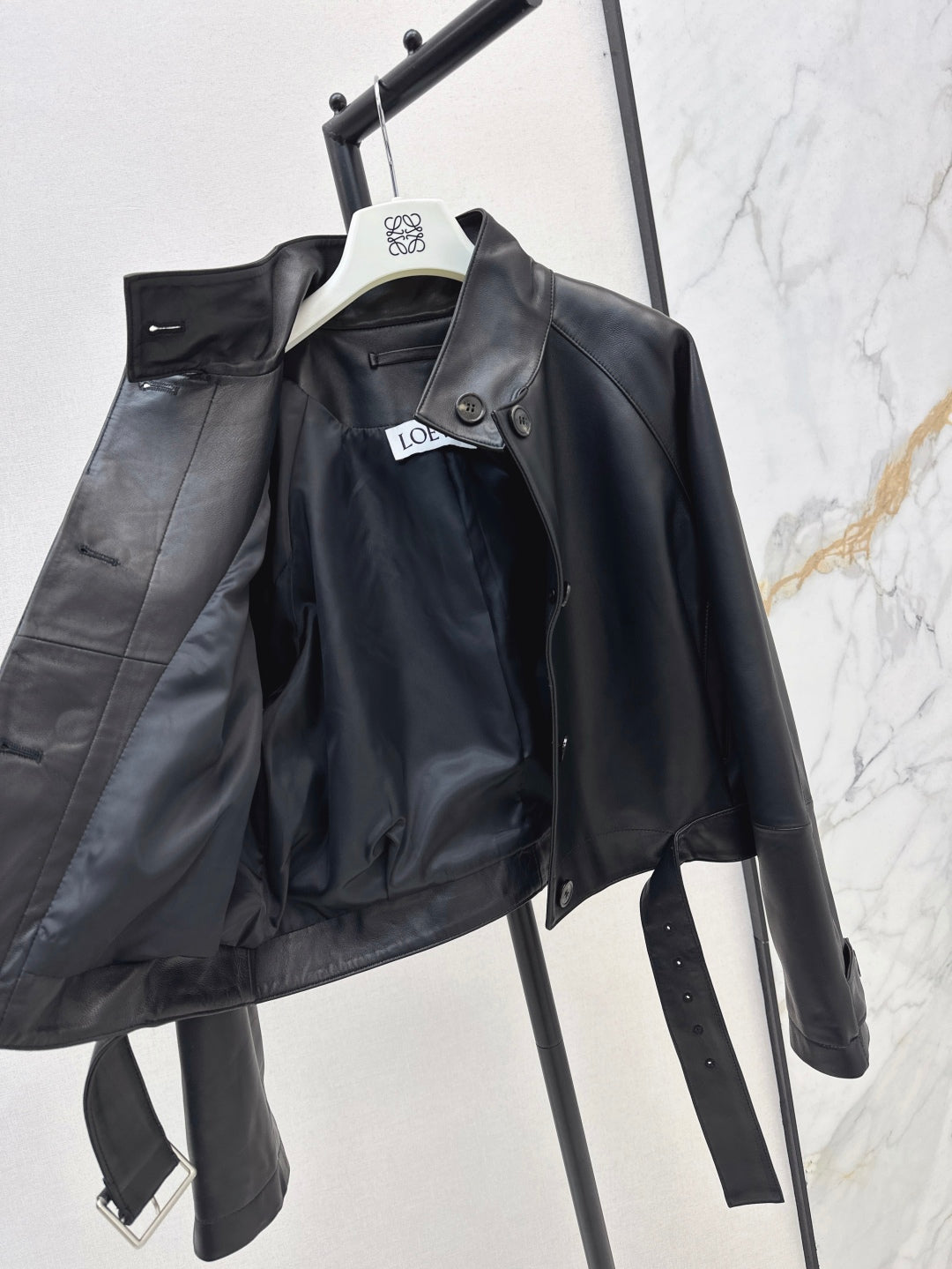 Loe* 25ss high collar trench in nappa lambskin