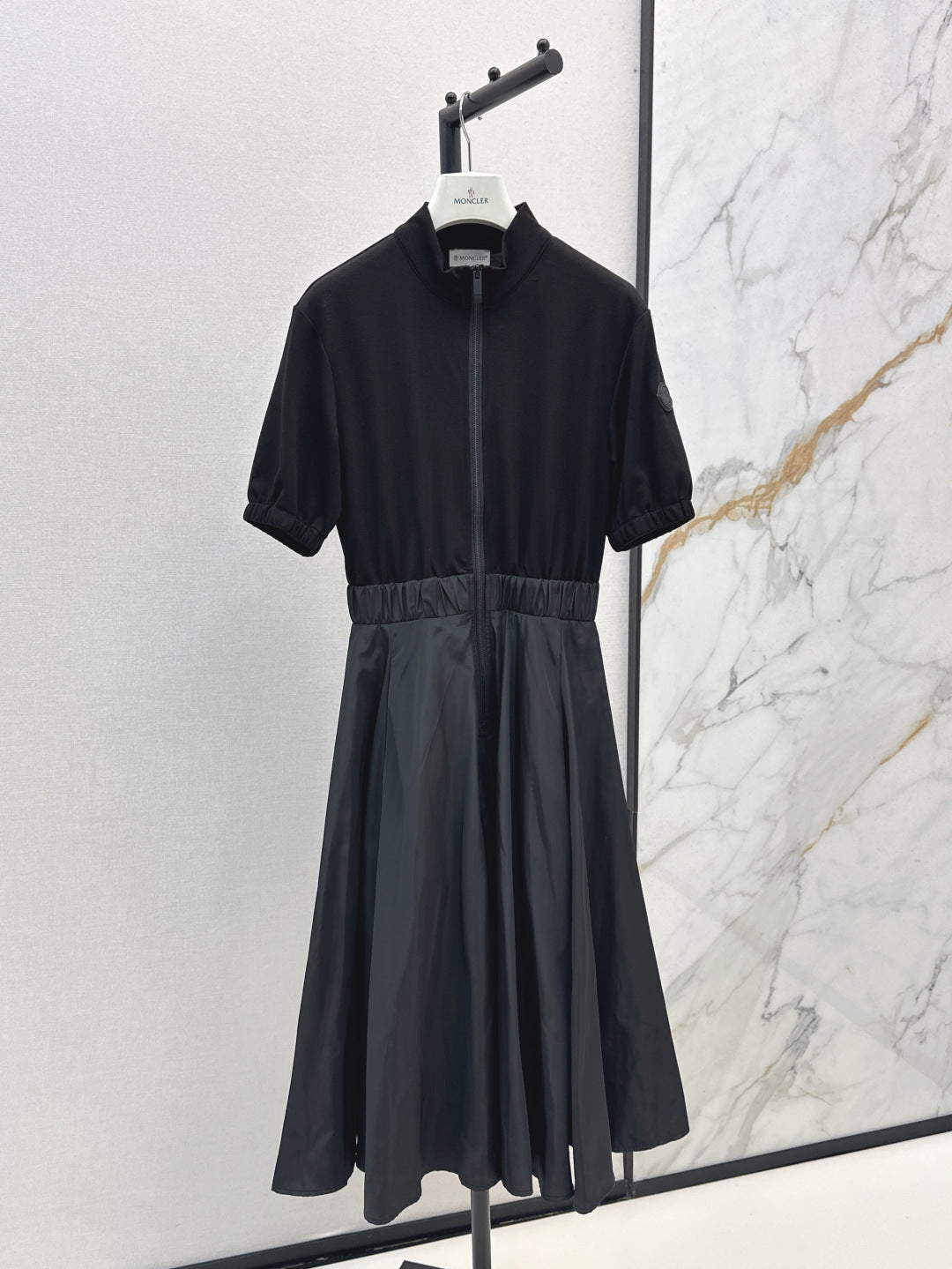 Monc* 25ss turtleneck cotton midi dress