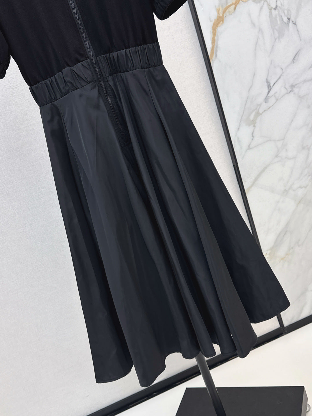 Monc* 25ss turtleneck cotton midi dress