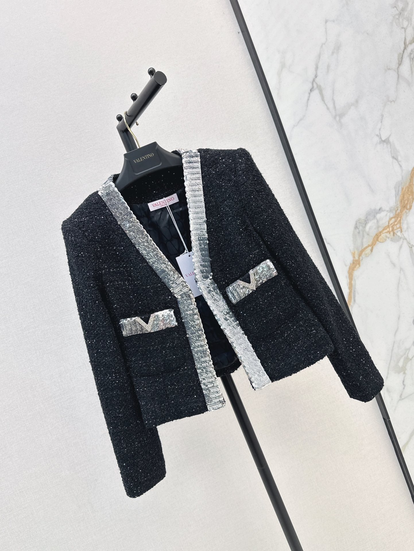 Valen* 25ss sequins embroidered tweed crop jacket