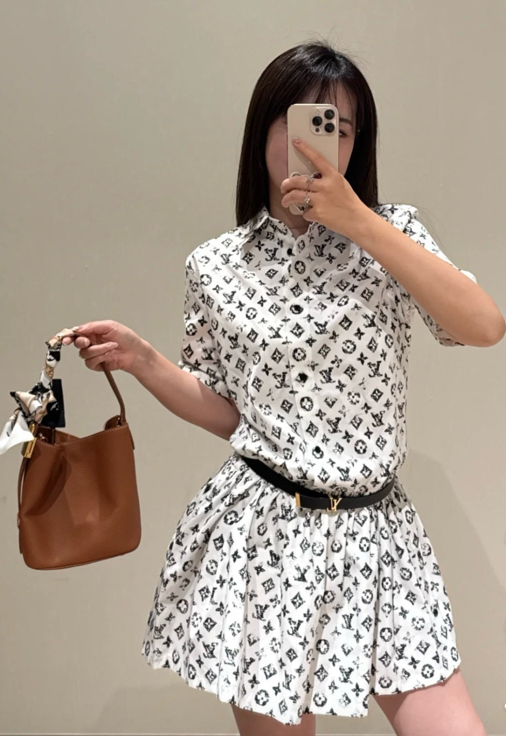 Loui* 25ss monogram cotton belted shirtdress