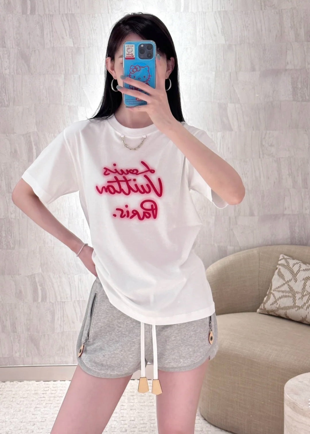 Loui* 25ss cursive signature cotton t-shirt