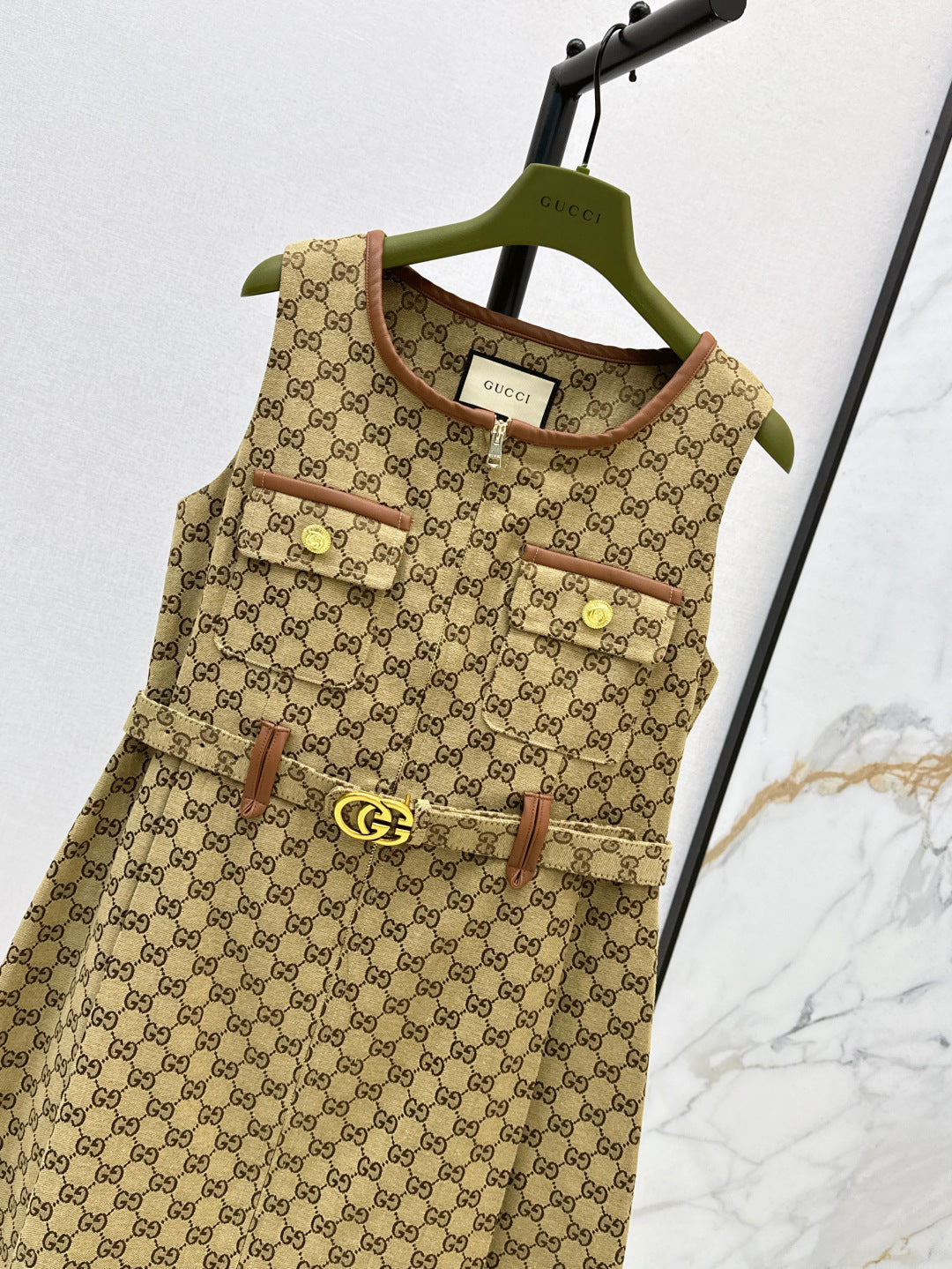 Gu* 25ss GG canvas belted dress