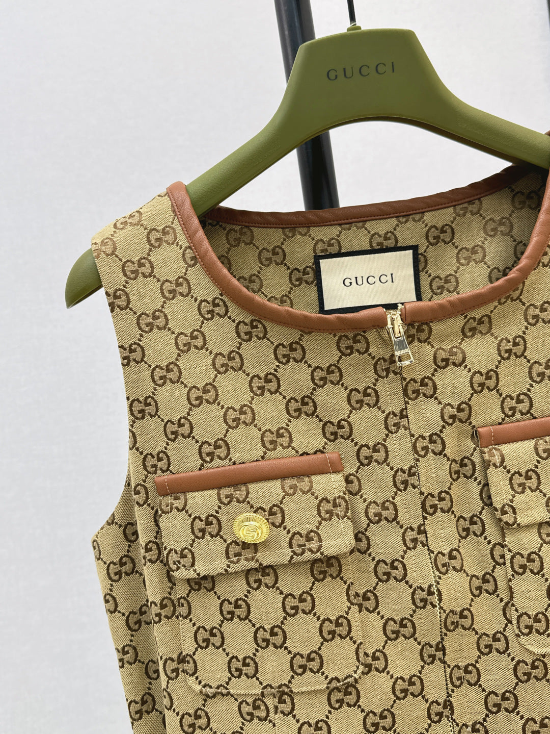 Gu* 25ss GG canvas belted dress