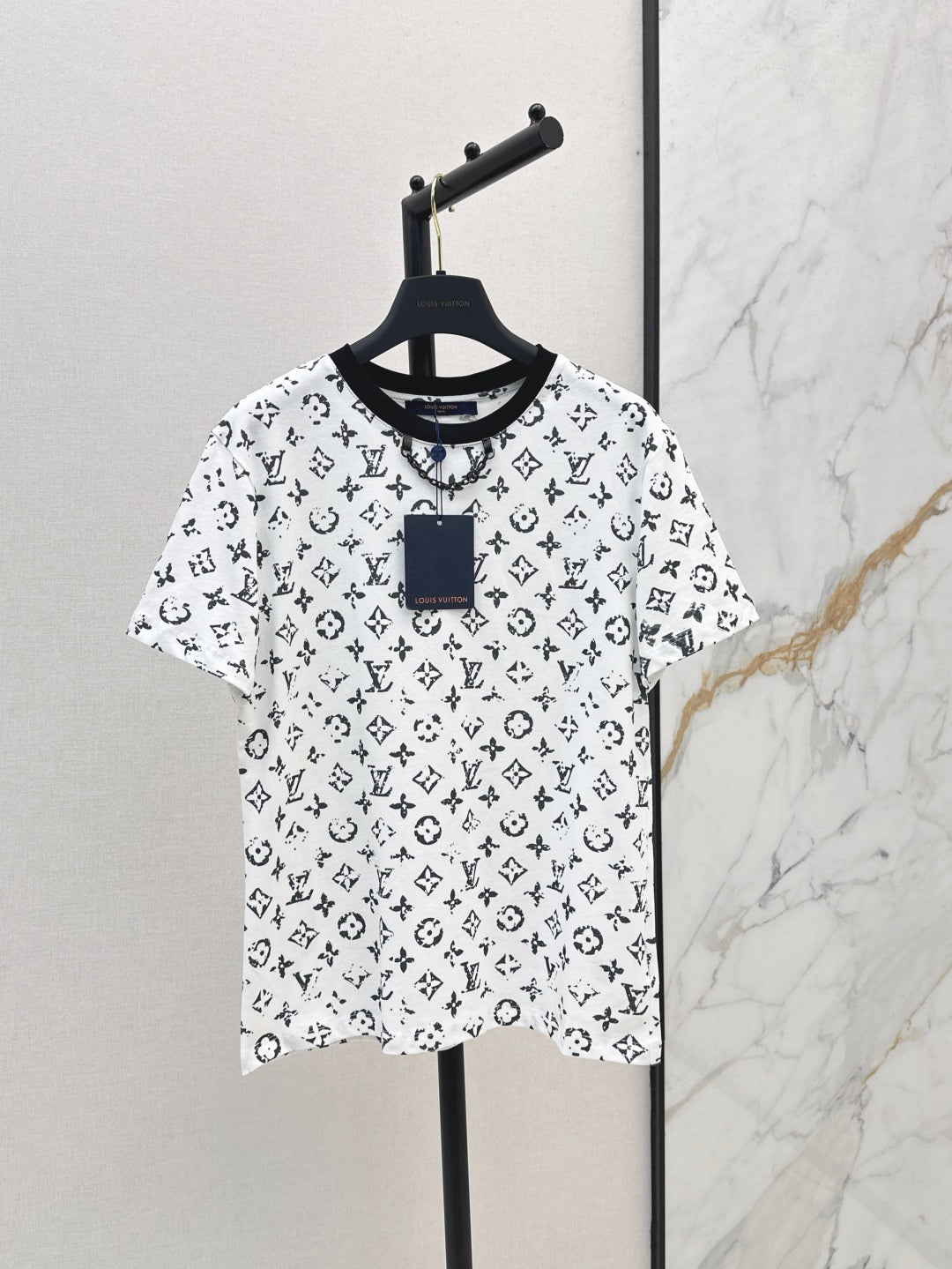 Loui* 25ss washed monogram cotton t-shirt