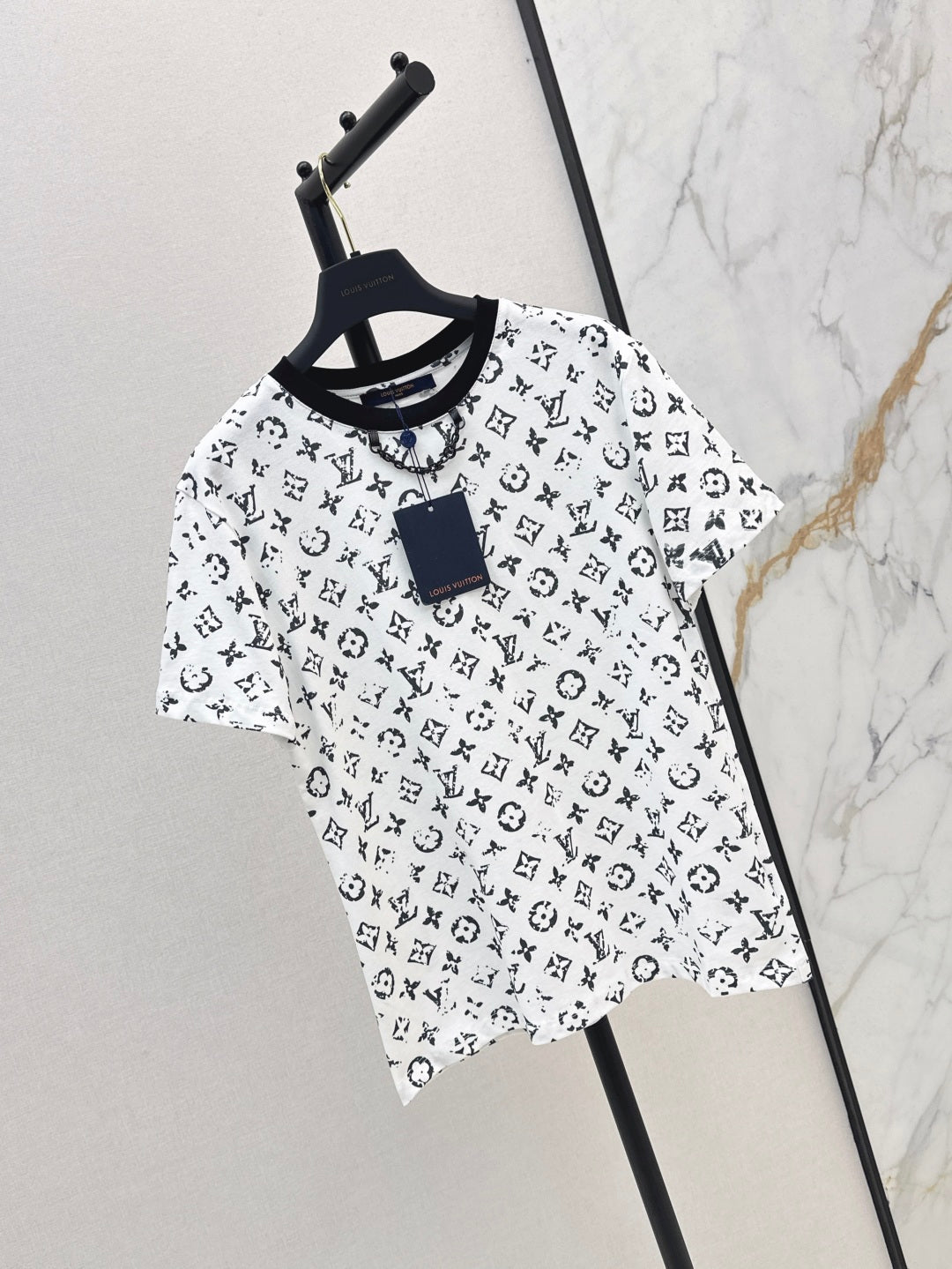 Loui* 25ss washed monogram cotton t-shirt