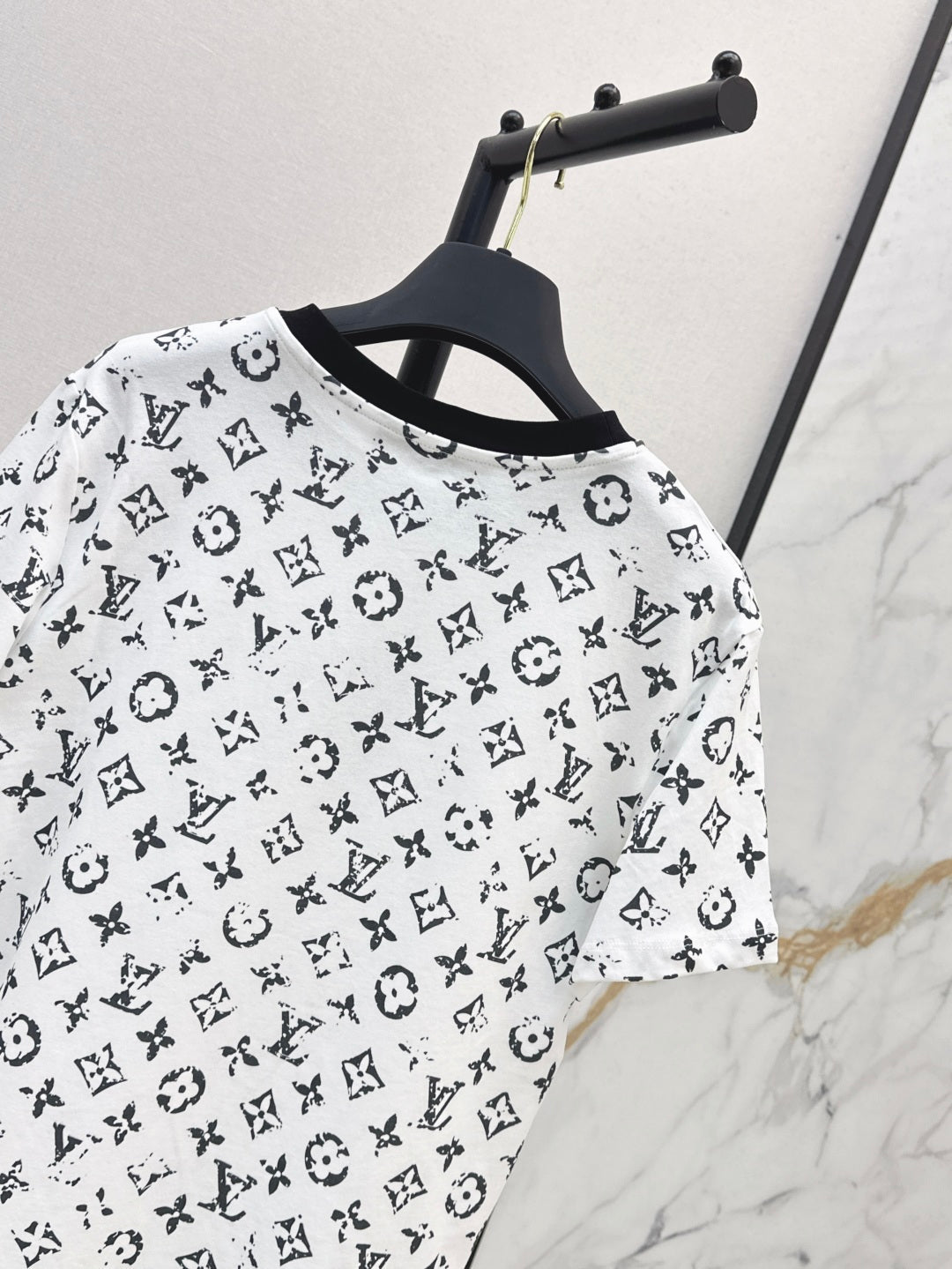 Loui* 25ss washed monogram cotton t-shirt