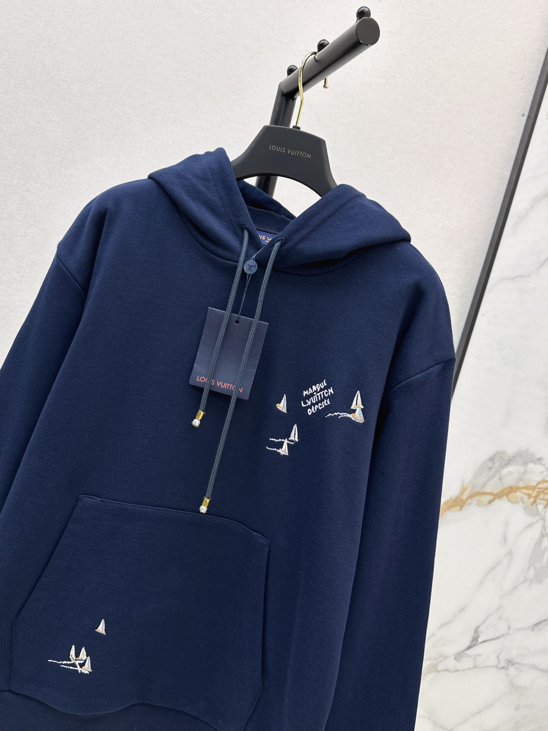 Loui* 25ss embroidered signature hoodie