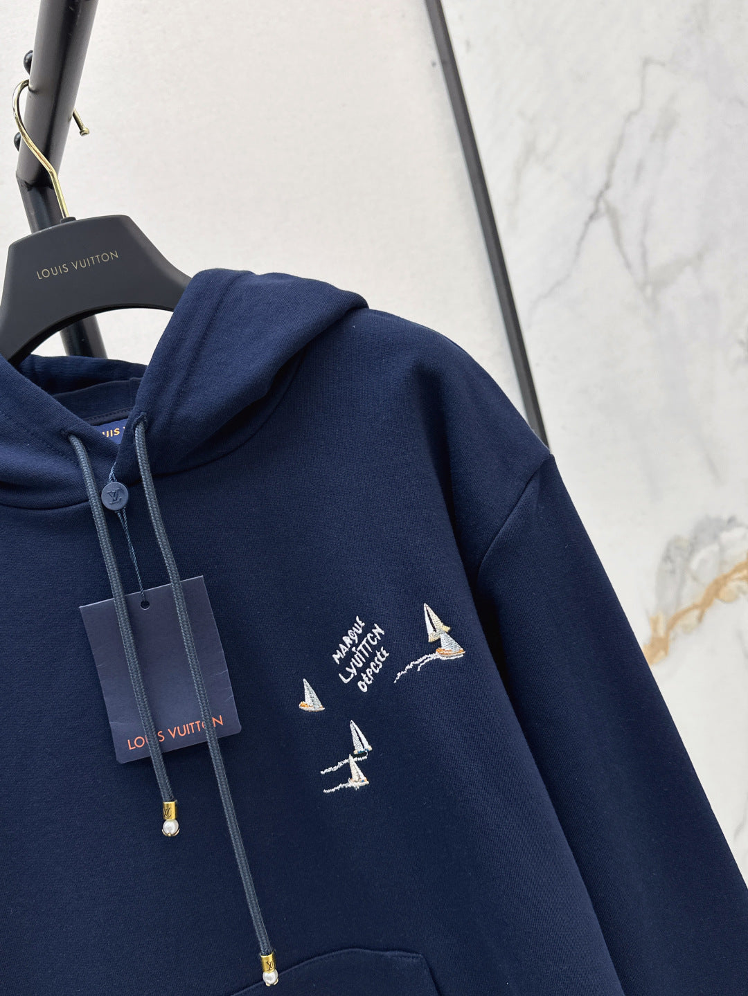 Loui* 25ss embroidered signature hoodie