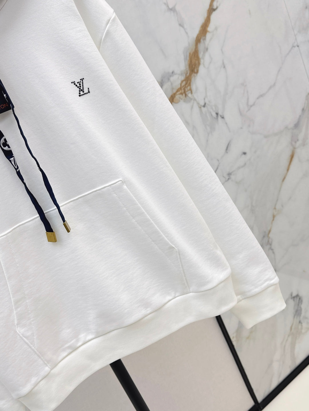 Loui* 25ss signature cotton hoodie