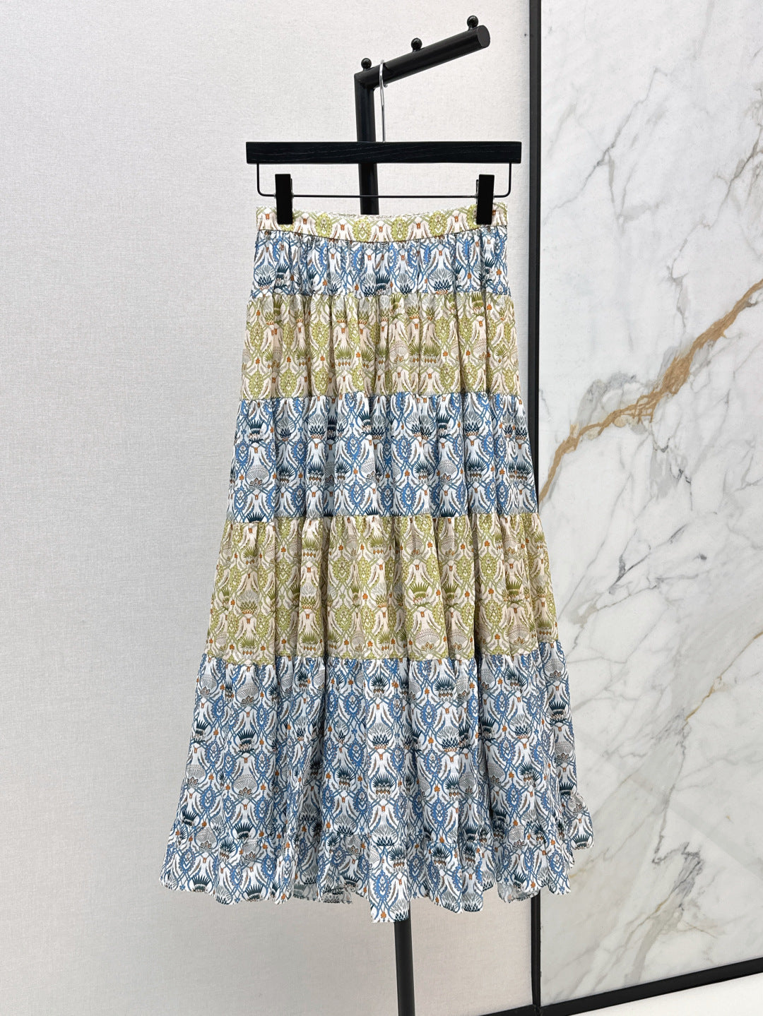 Lor*P 25ss thistle floral flared skirt