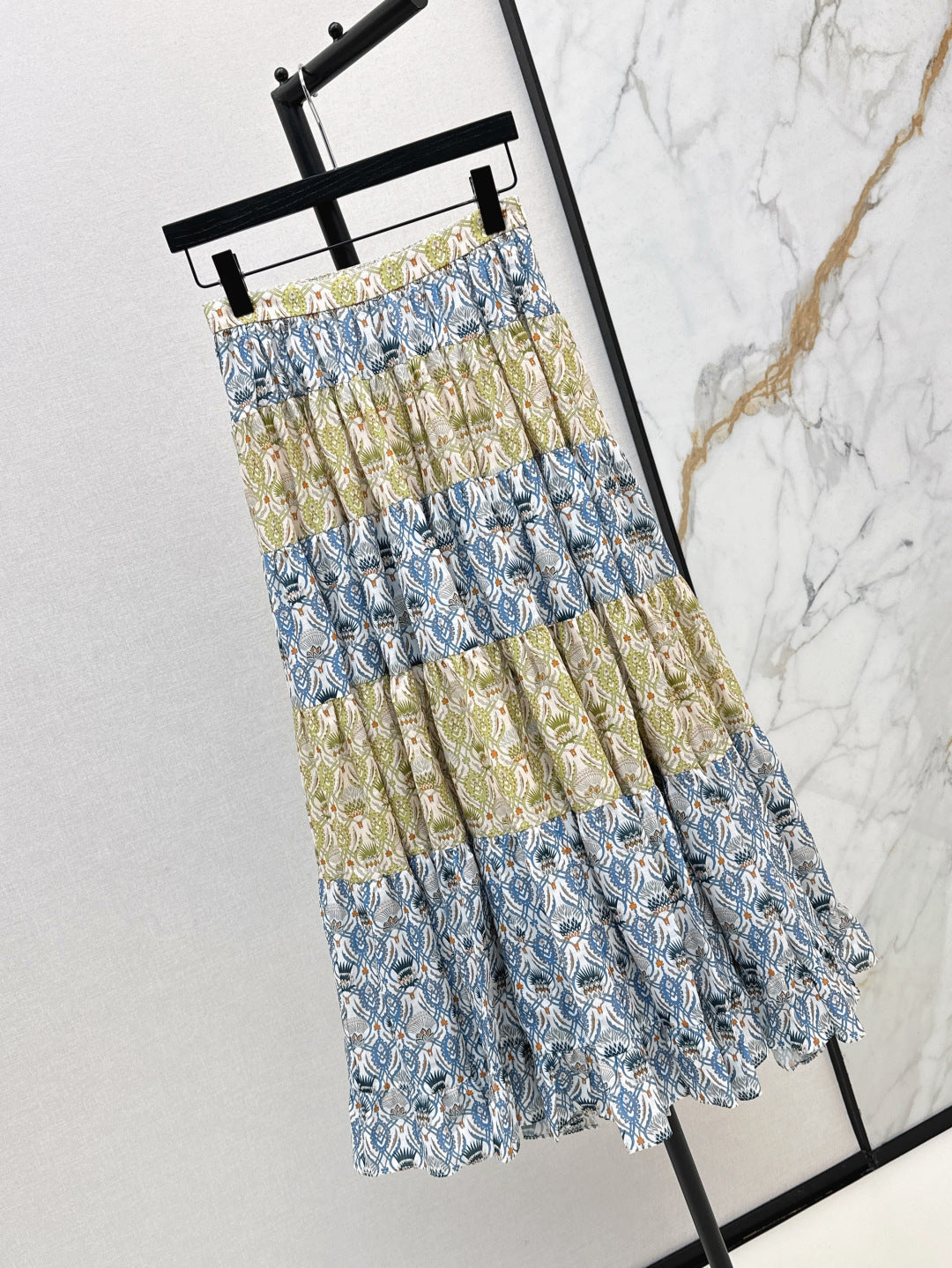 Lor*P 25ss thistle floral flared skirt