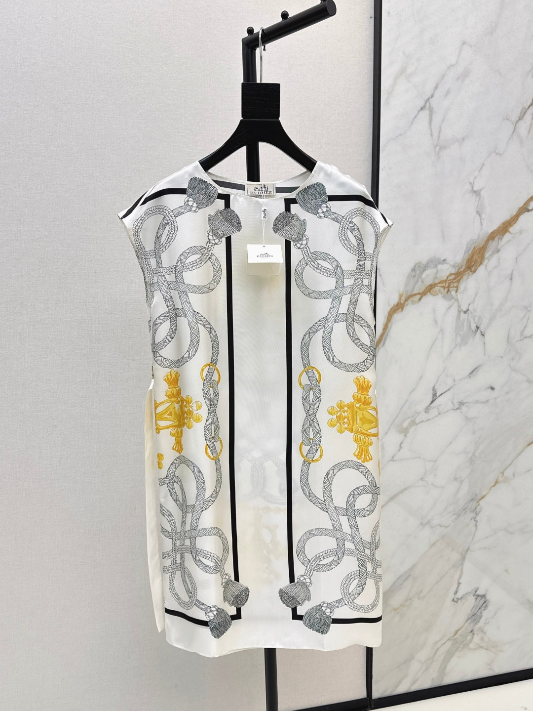 Herm* 25ss printed silk straight dress