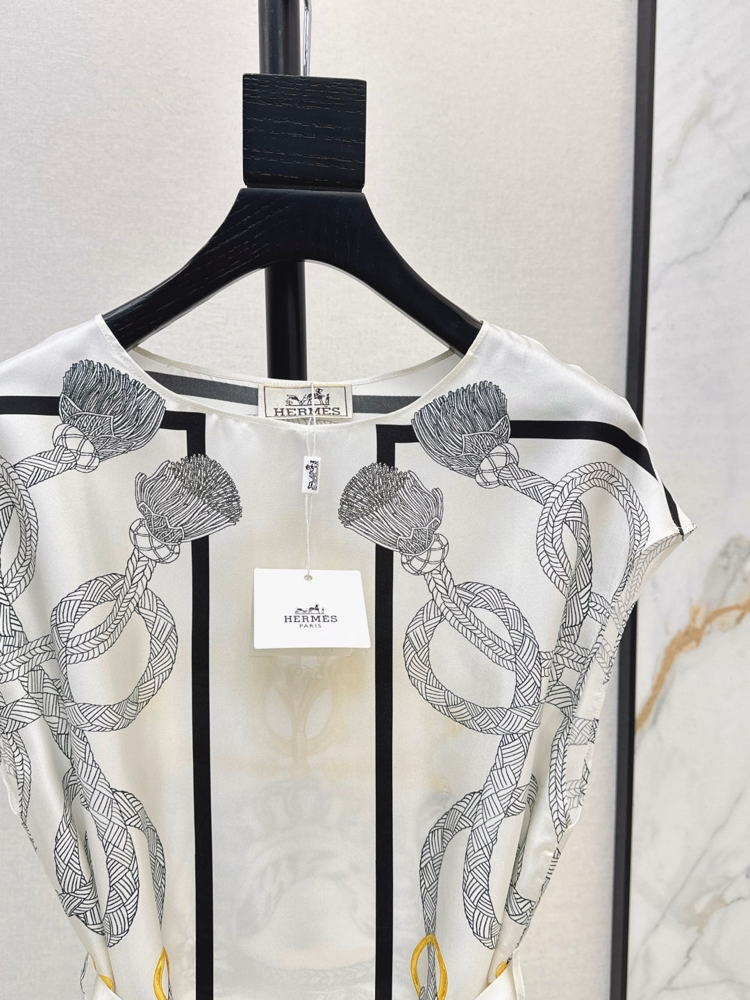 Herm* 25ss printed silk straight dress