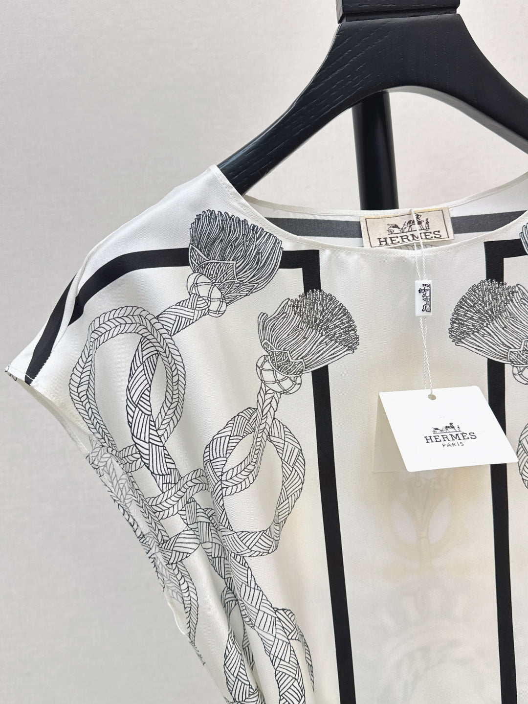 Herm* 25ss printed silk straight dress