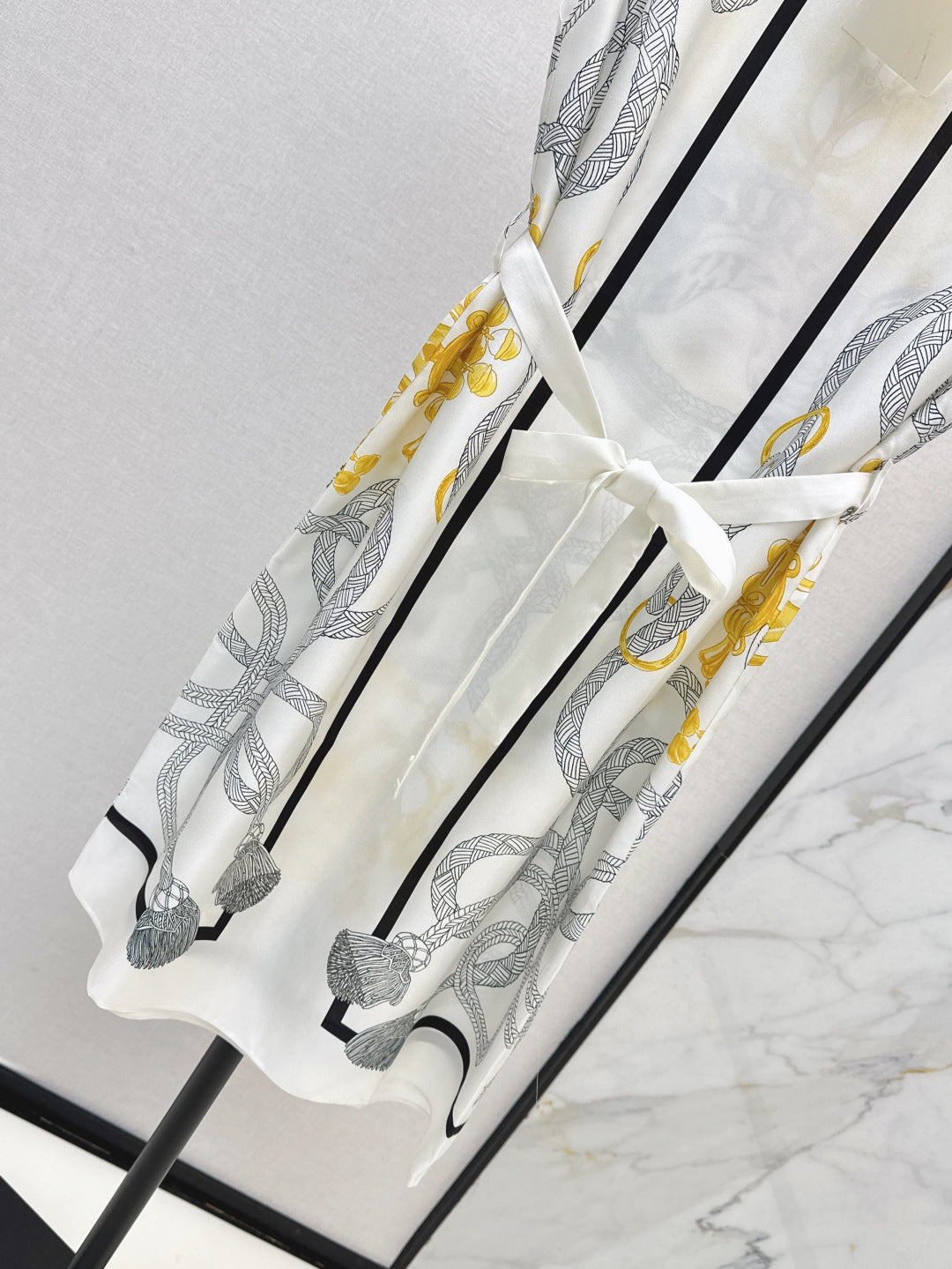 Herm* 25ss printed silk straight dress