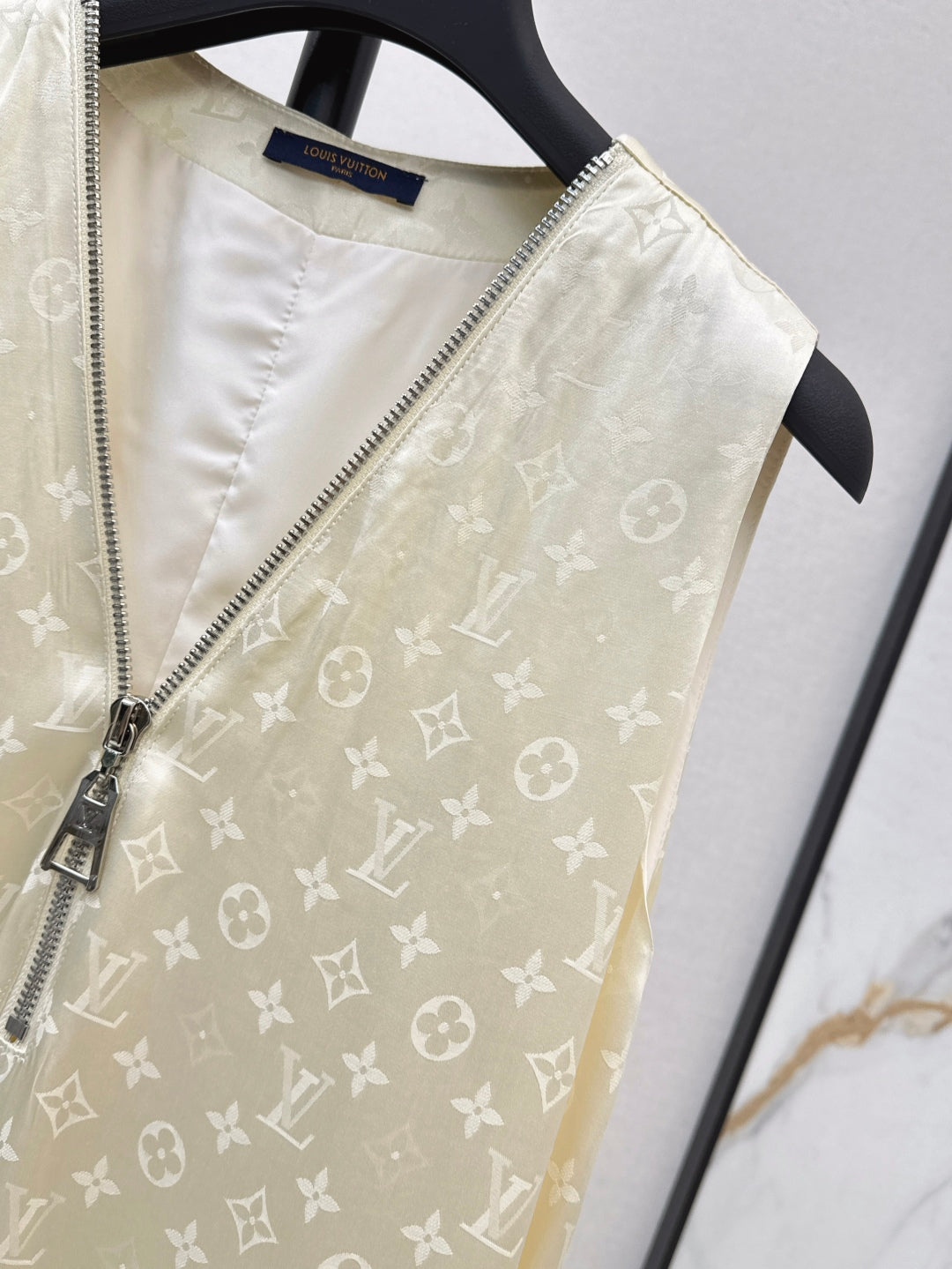 Loui* 25ss monogram zipper neckline dress