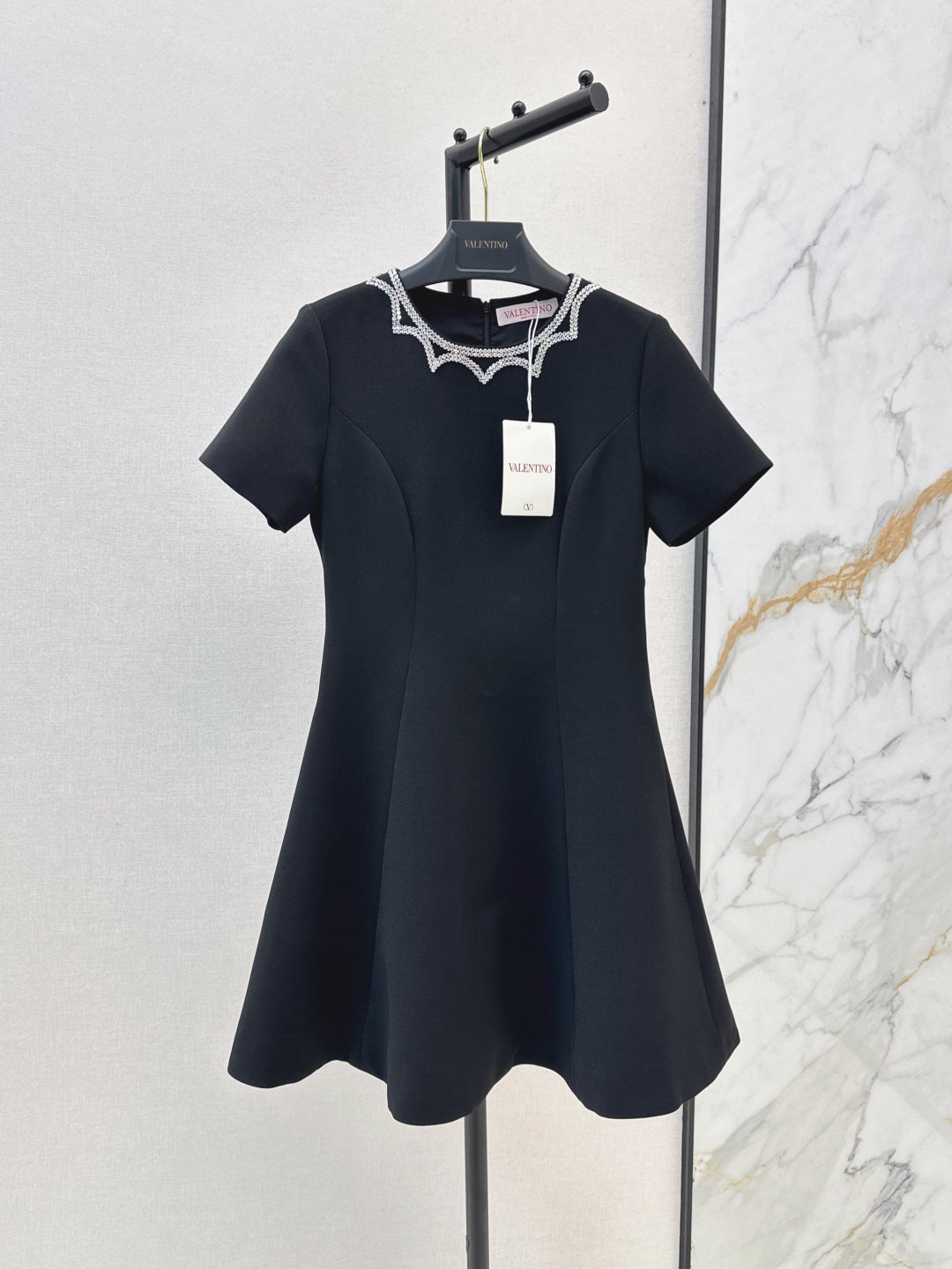 Valen* 25ss sequins embroidered short dress