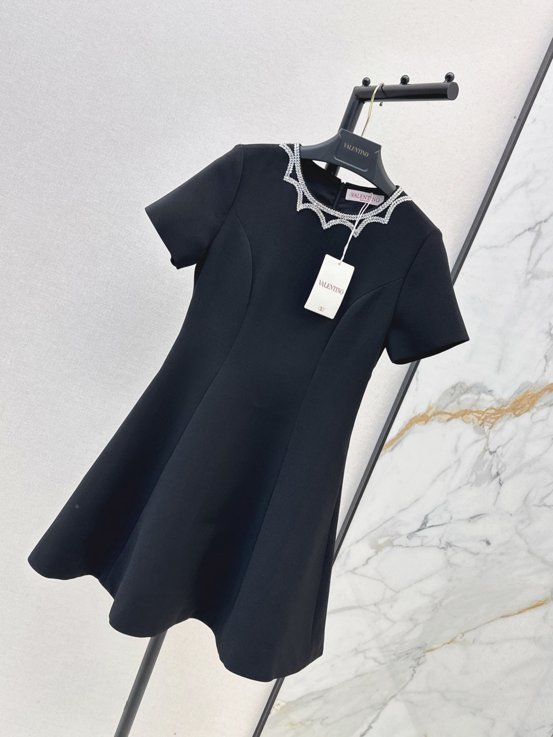 Valen* 25ss sequins embroidered short dress