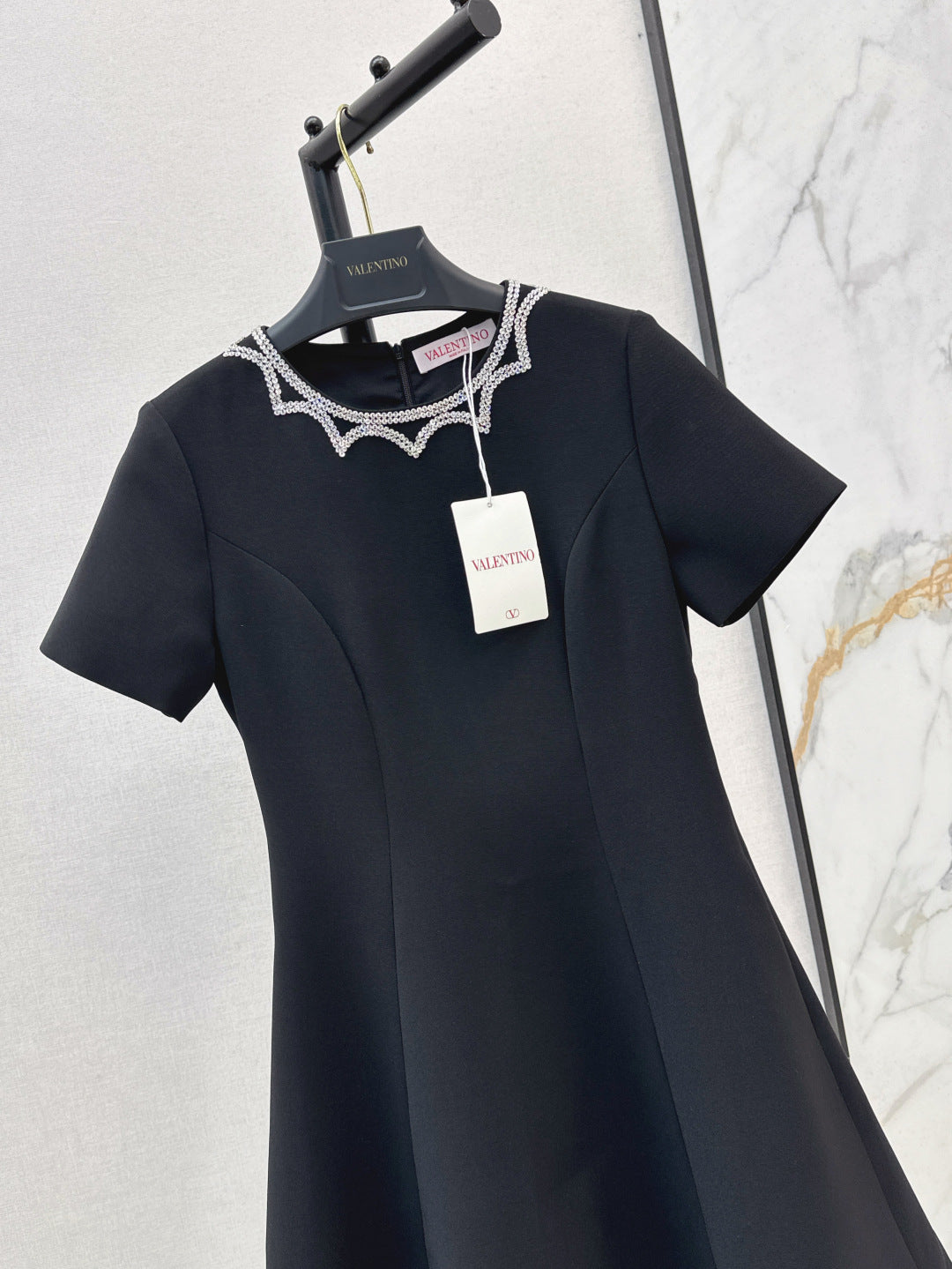 Valen* 25ss sequins embroidered short dress