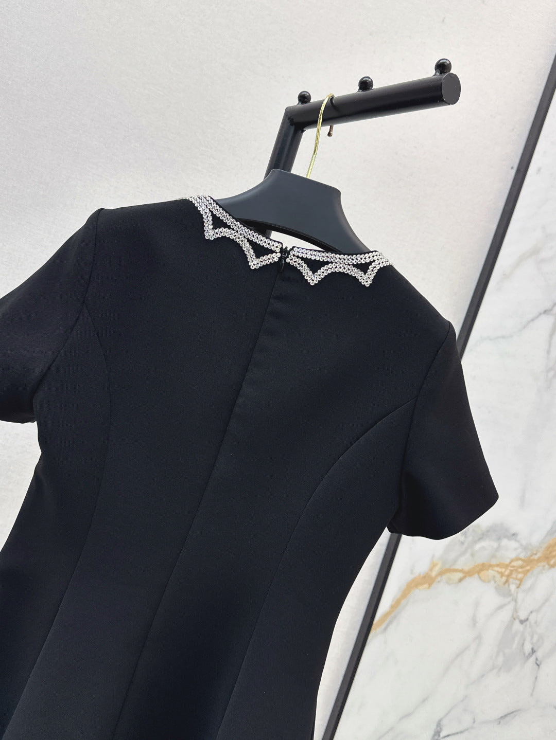 Valen* 25ss sequins embroidered short dress