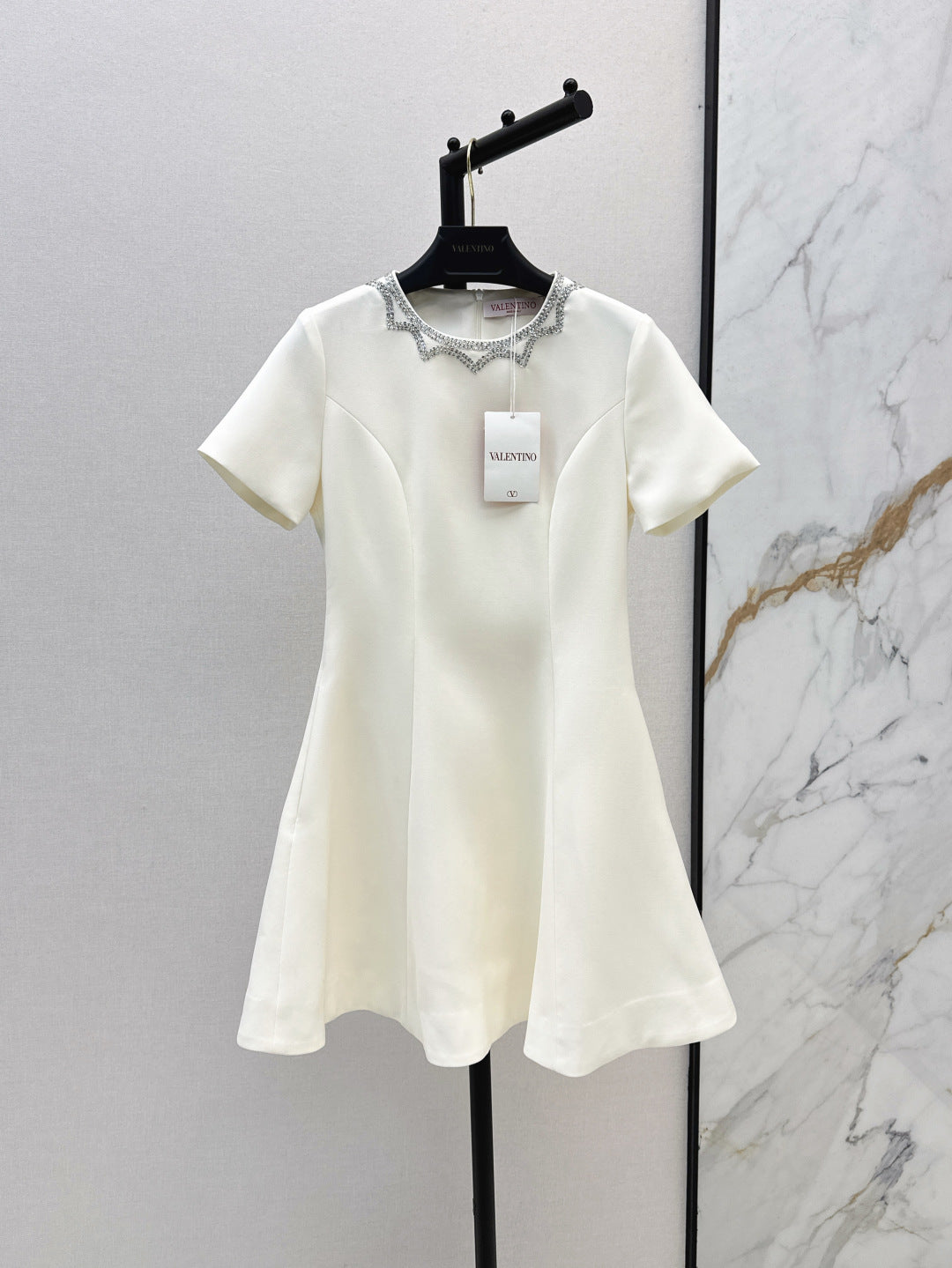 Valen* 25ss sequins embroidered short dress