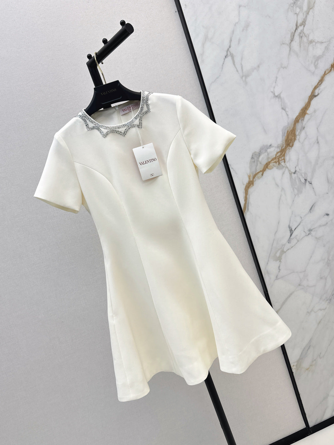 Valen* 25ss sequins embroidered short dress